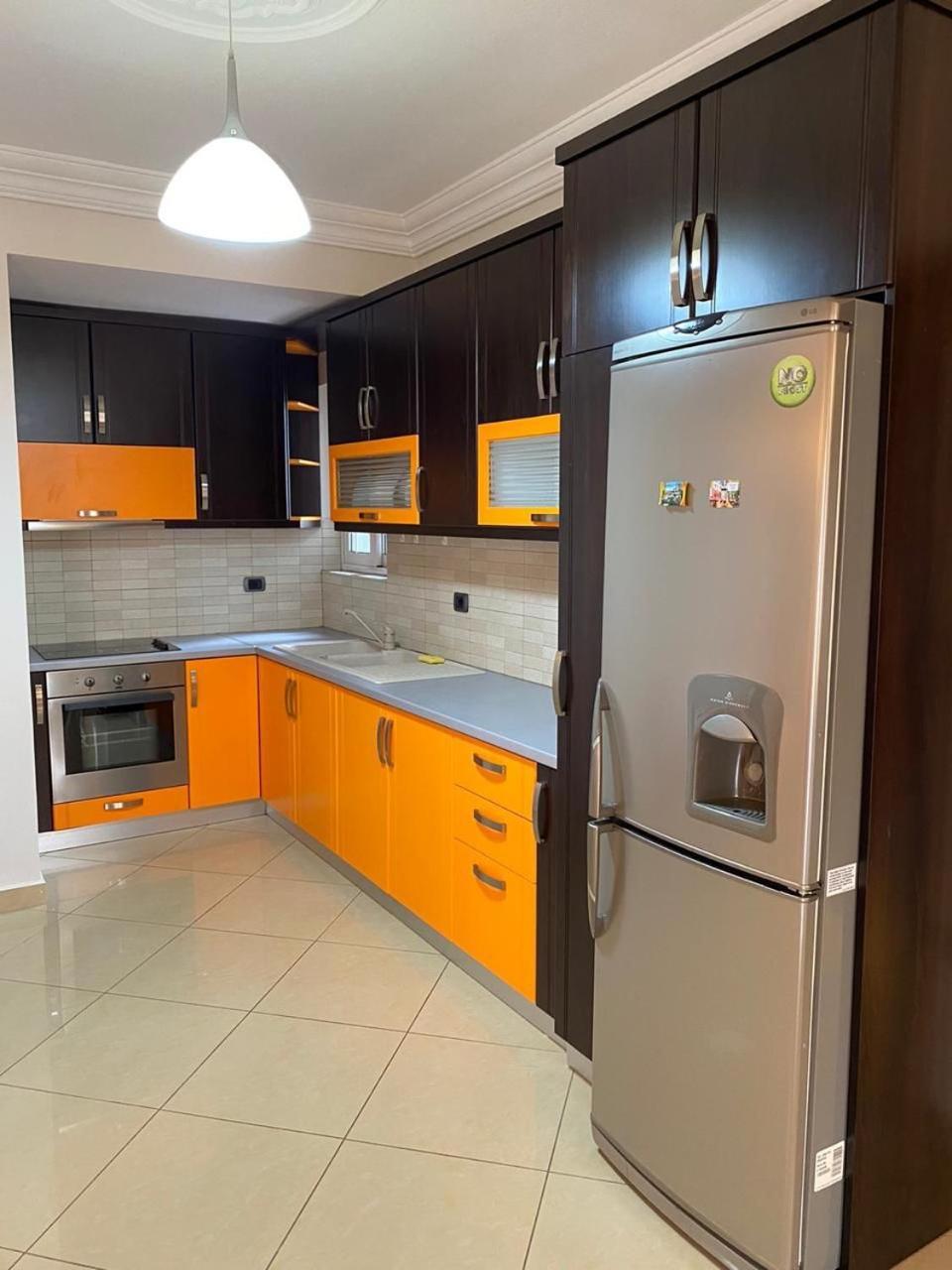 Gjirokastër Brilant Luxury Apartment מראה חיצוני תמונה