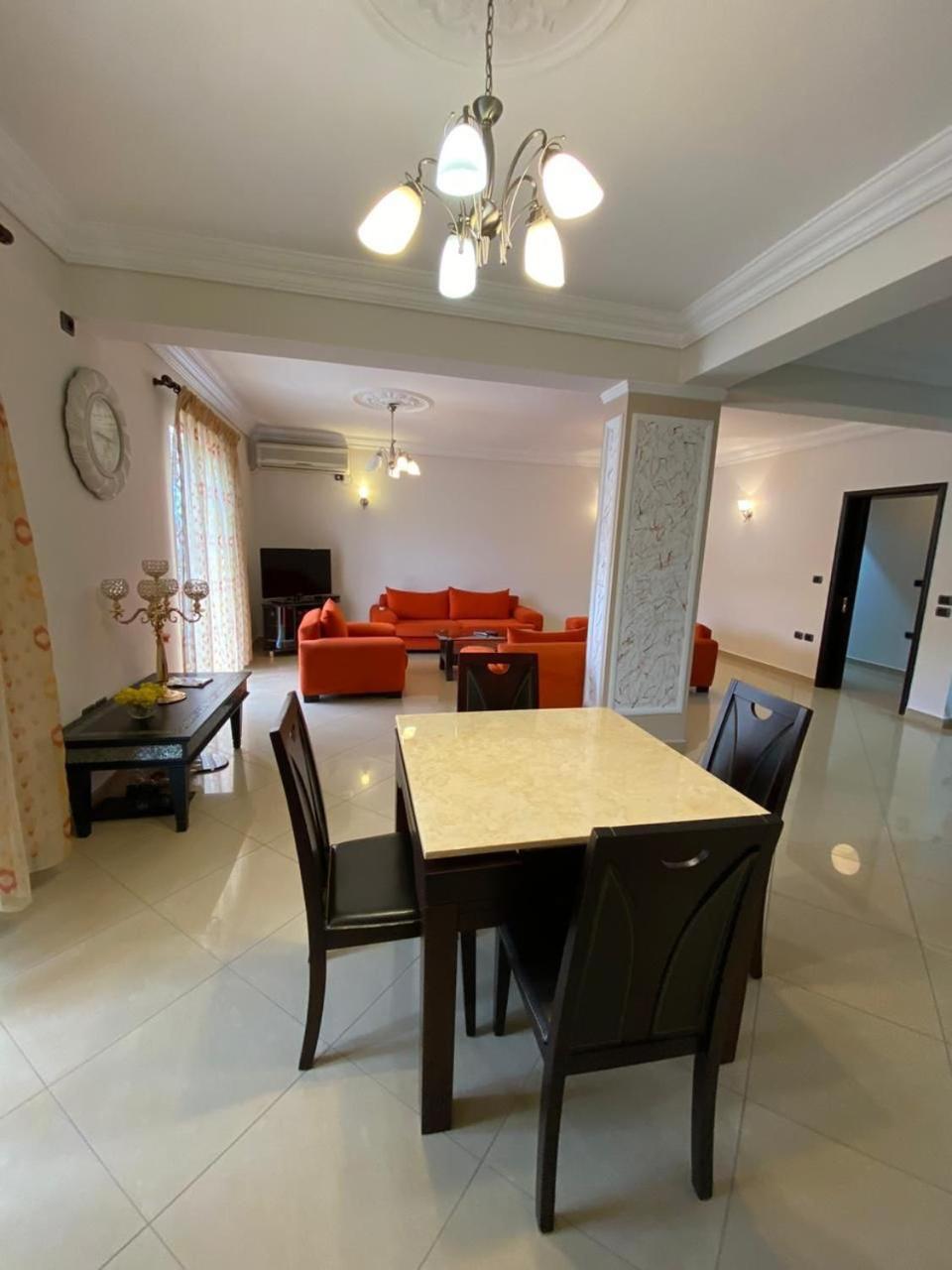 Gjirokastër Brilant Luxury Apartment מראה חיצוני תמונה